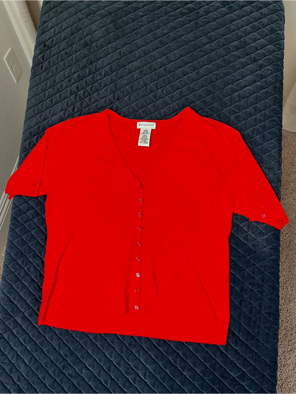 Classic White Stag Orange V-Neck Button-Front Women's Top - Soft/ Comfy - Sz XL